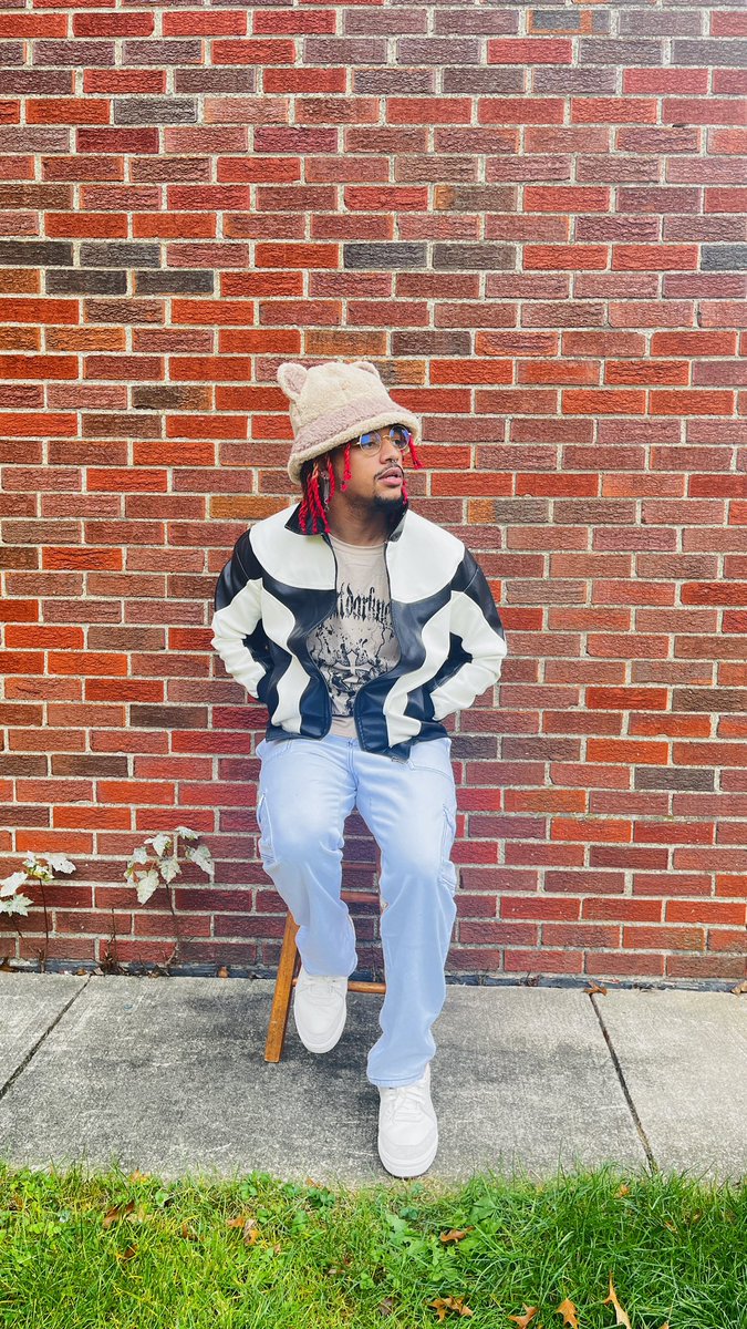 _cvm15's tweet image. Outfit inspired by kuma this time. Hope y’all enjoy🏴‍☠️ #ONEPIECE