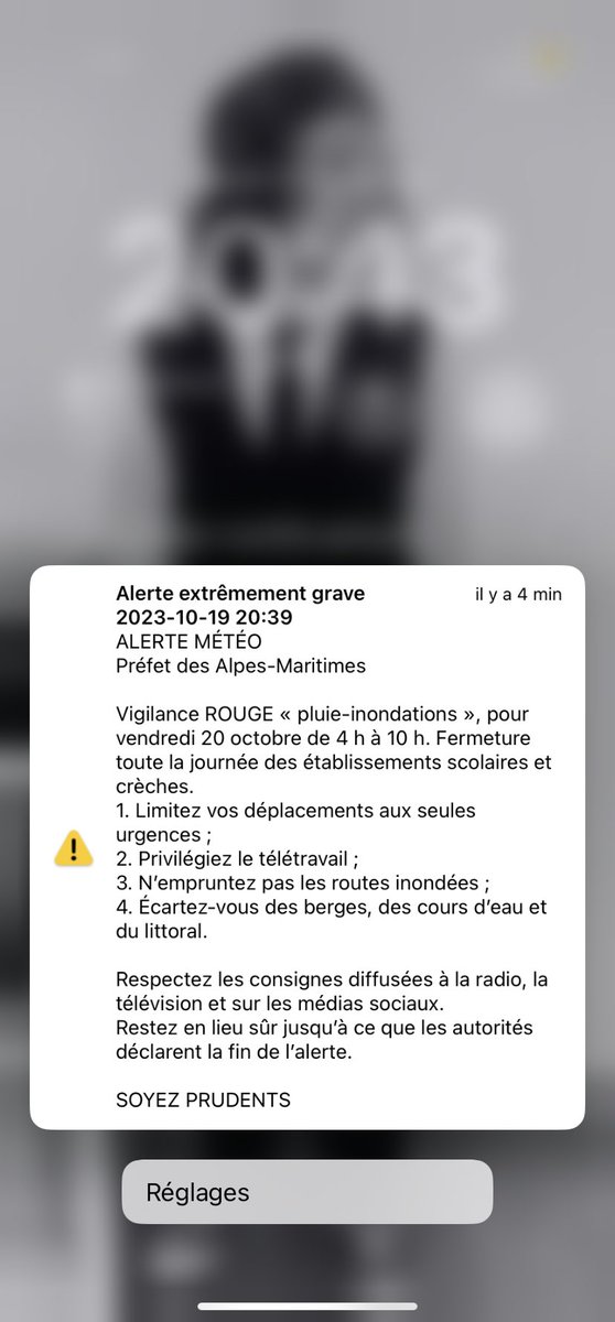 Vous aussi vous avez faillit crever ? #iPhone #alerterouge #alerteMeteo #AlpesMaritimes