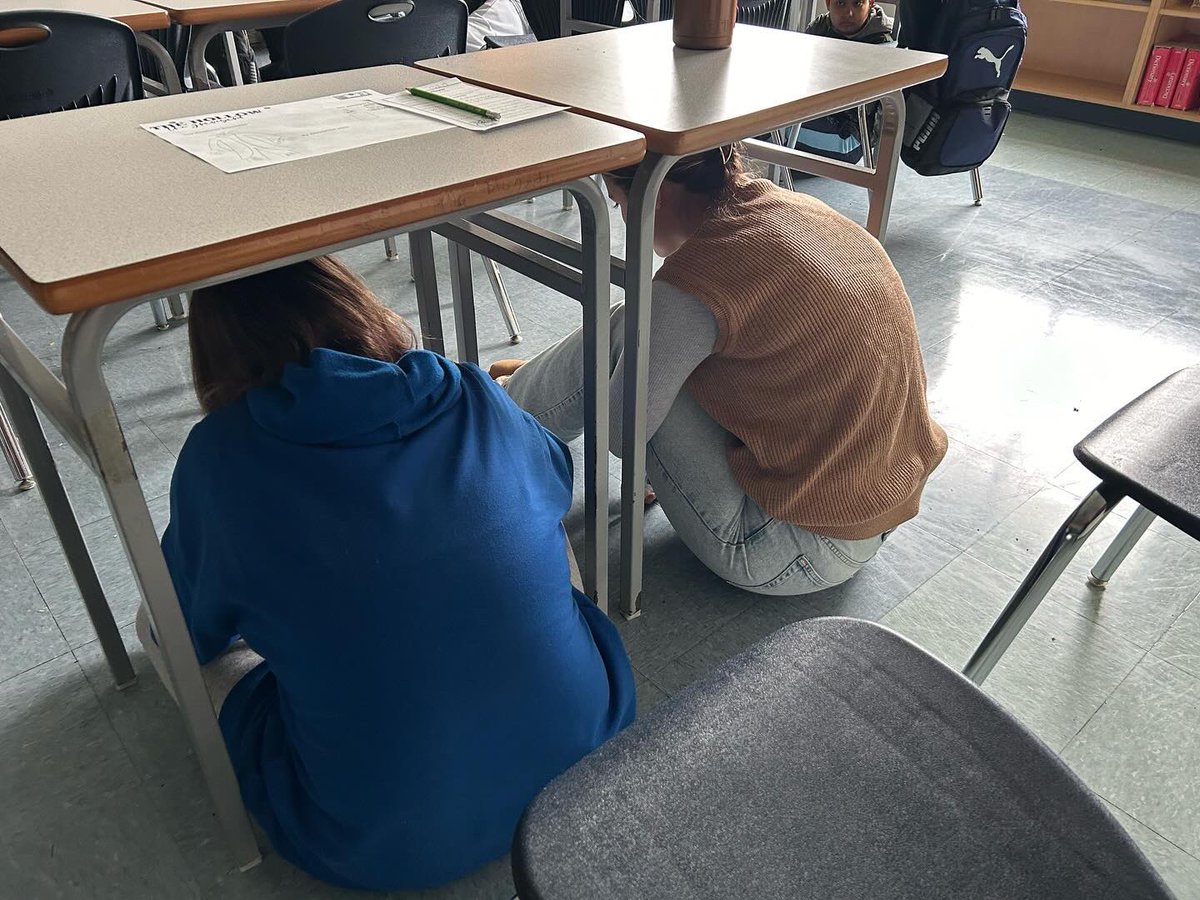 Today our students participated in the @greatshakeout with many others across the province. While we hope it never happens, preparing for an emergency is key to keeping staff and students safe. #BulldogsPride #HoweMiddle #AbbySchools