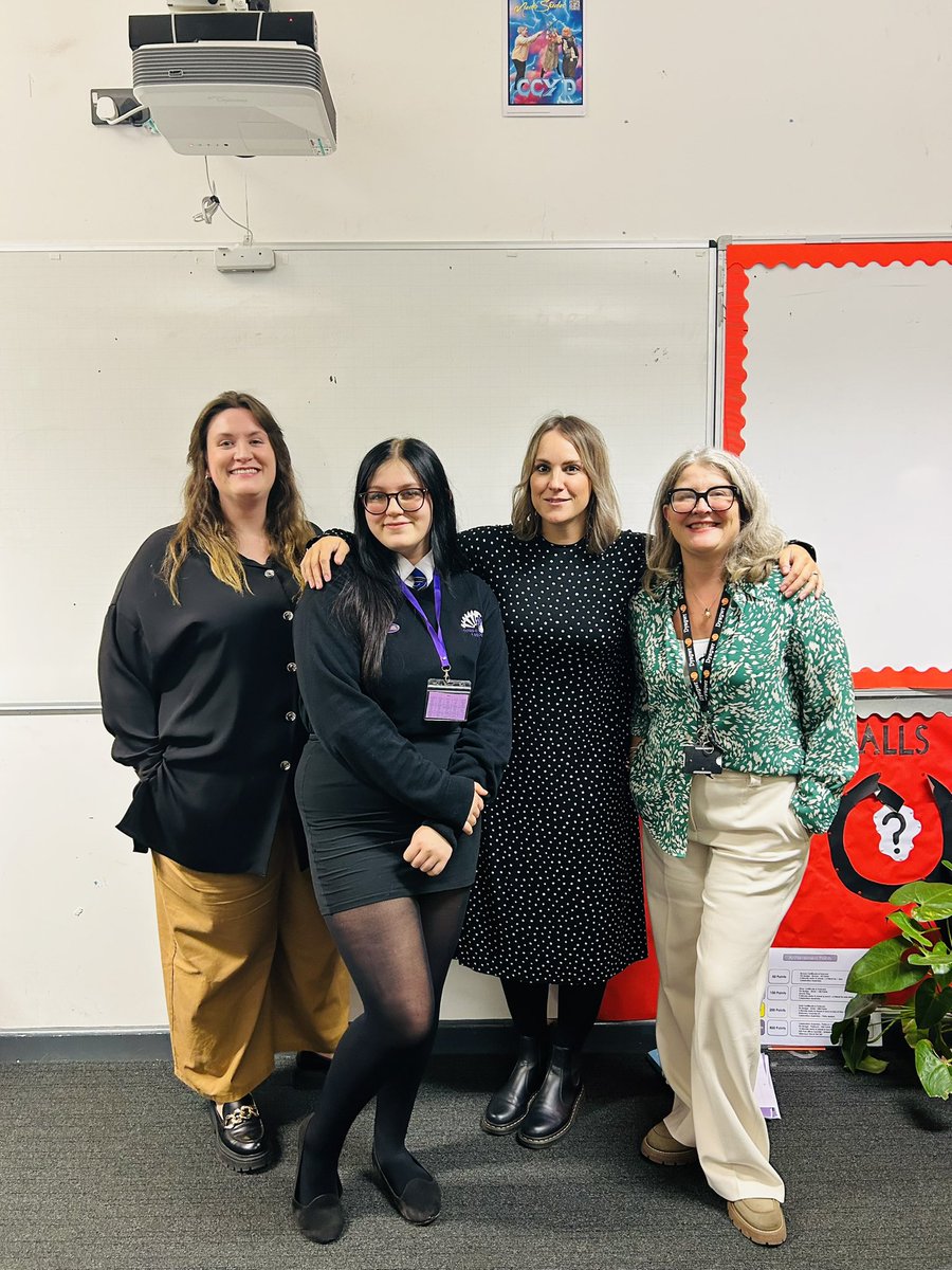 A big thanks to all our fabulous <a href="/CCYD_school/">CCYD</a> Sixth Form learners who helped out during our Year 6 open evening event 👏