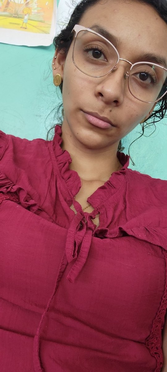 nela_val13's tweet photo. Cara de que ya no quiero nada 🙃 https://t.co/JRrk1fGbXS
