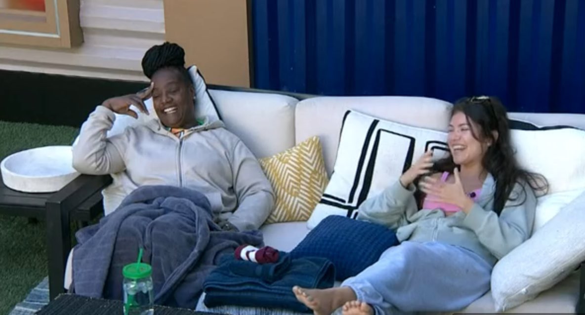 maddyb9_'s tweet photo. Cirie - Everybody is scared to take that shot. We’re not though. 

America - Nope. 

I need an America or Cirie HOH tonight like I need air 

#bb25 https://t.co/LmeOMfBxAS
