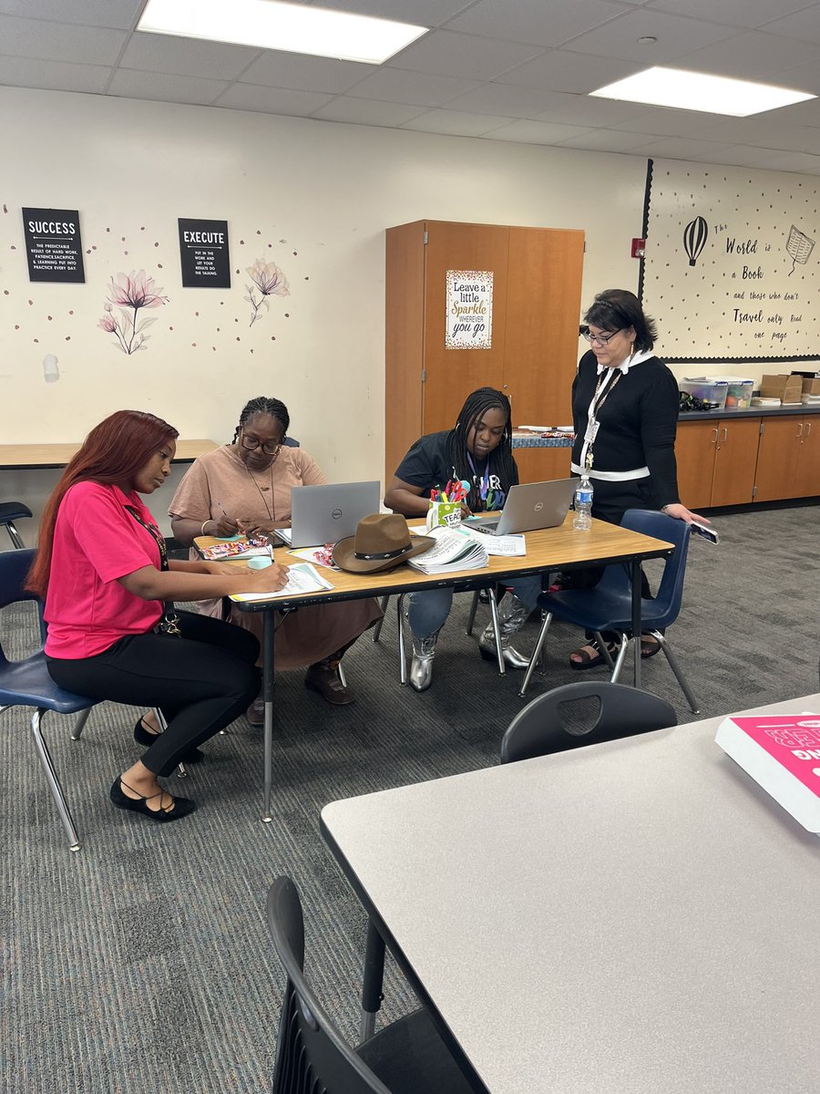 gailp15's tweet photo. Excellent planning and UNSTOPPABLE collaboration at Claughton Middle School with our ELLA Team members:Ms. Aguilar,  Ms. Nunez, and Ms. Stevens.  #WeAreSpring
@SISD_Multilingu 
@SpringISD_Super 
@mariagui9068 https://t.co/MJ4Y27cV5M