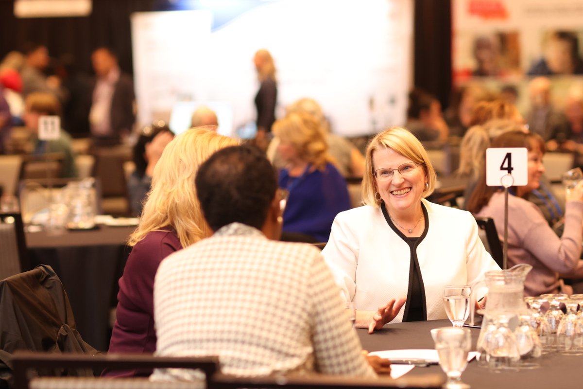 SylviaJonesMPP's tweet photo. It was an honour to address attendees during #CommunitySupportMonth at the Community Support Association Conference.

Our government is supporting home and community care by taking steps to modernize the sector, better connecting Ontarians to care at home and in their community. https://t.co/UPKT1TINaI