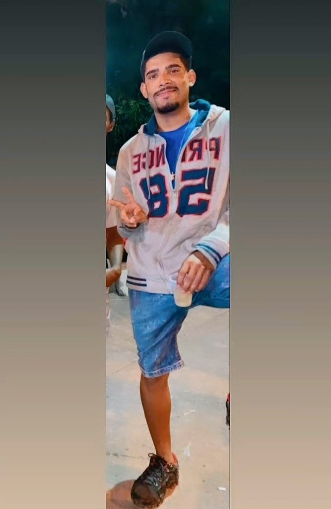 Vigariista7's tweet photo. #TBT ✌😌 https://t.co/rHQ3p5PFcD