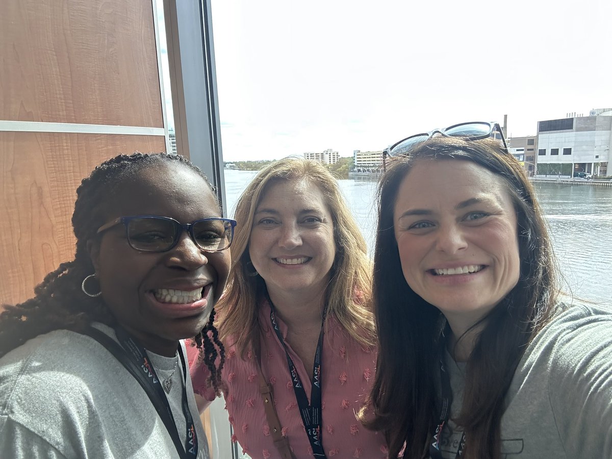 Many thanks to <a href="/BTSBBooks/">Bound to Stay Bound</a> and <a href="/aasl/">AASL</a>  for a fabulous reception celebrating past and current travel grant recipients! Meeting new friends at #AASL23 from other states is what library networking is all about …thanks to you! ❤️<a href="/YMSLibrary/">YMS Library</a>