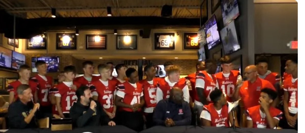 Awesome experience with the Players, Families and Coaches at the podcast at Buffalo Wild Wings. Great Experience with Delaware Live/302 Sports. GO BULLDOGS!