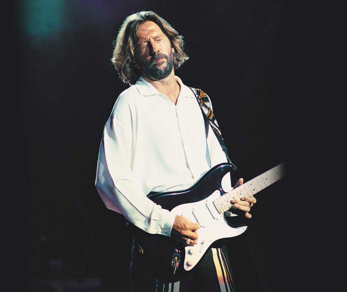 EricClapton's tweet image. Clapton in 1990 with his signature model Fender Stratocaster 

📷: Ken Settle