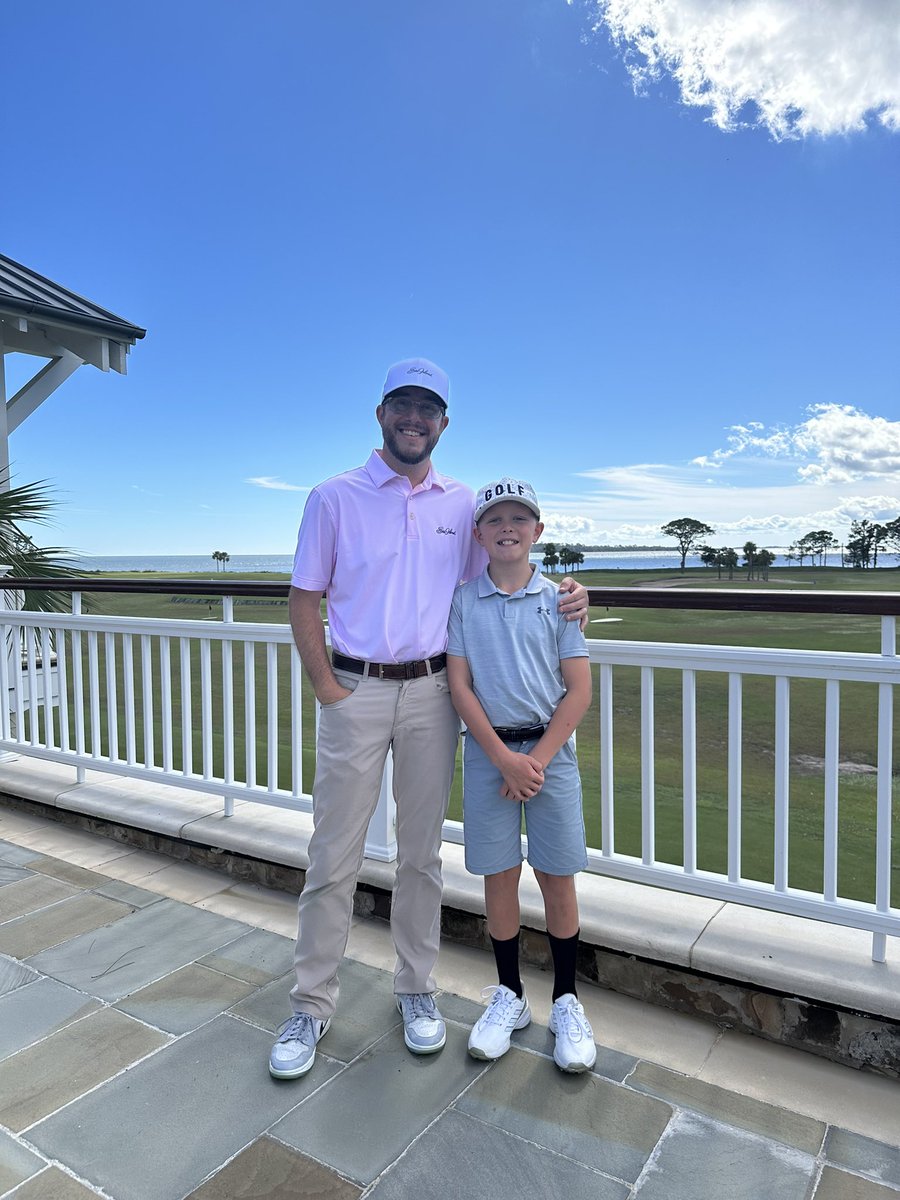 foppe_patrick's tweet image. @angelottigolf @FlatstickAcad relationship has helped to change so many lives and many many more to come. #puttfordough #table14 #stayintheyellow