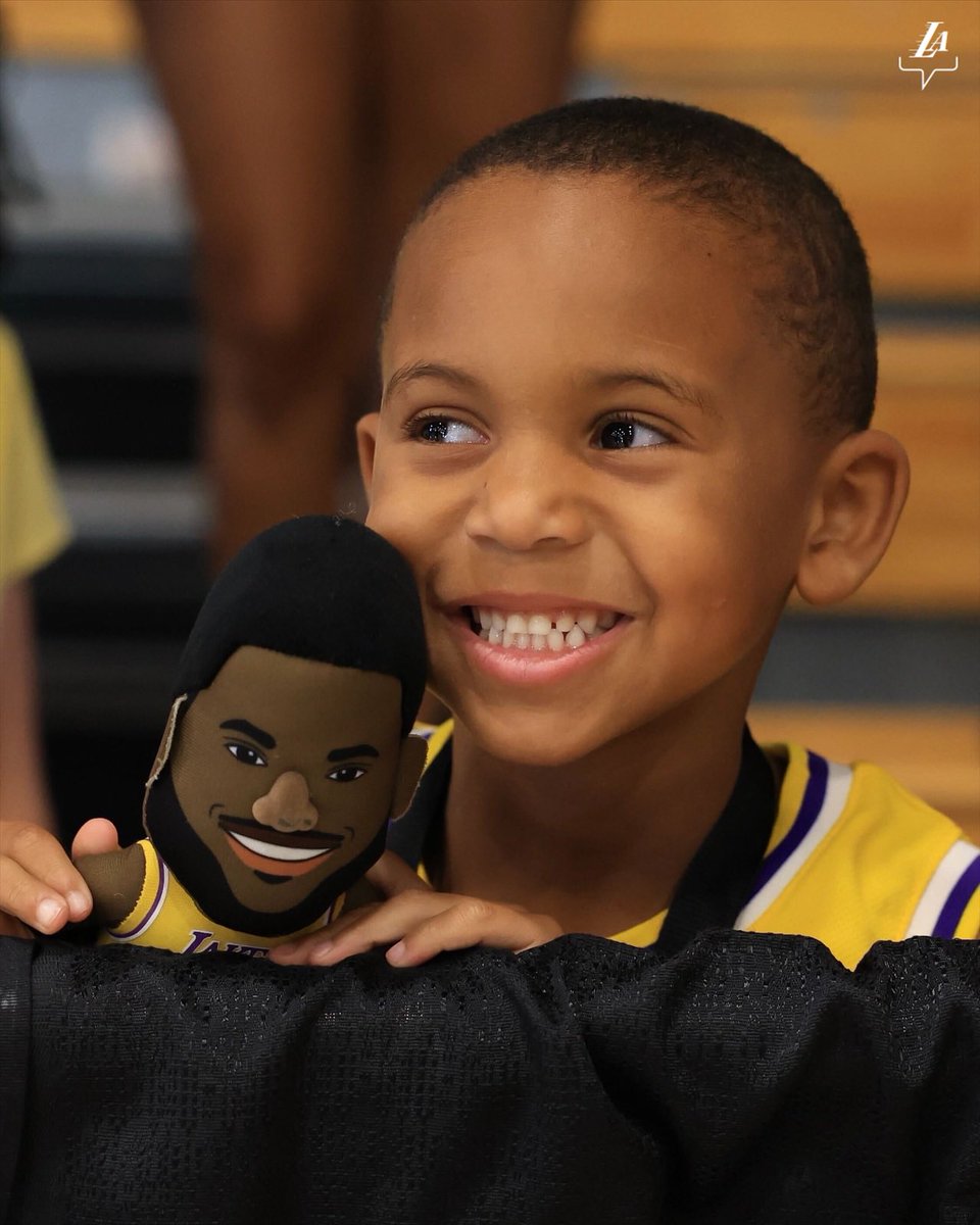Los Angeles Lakers tweet media