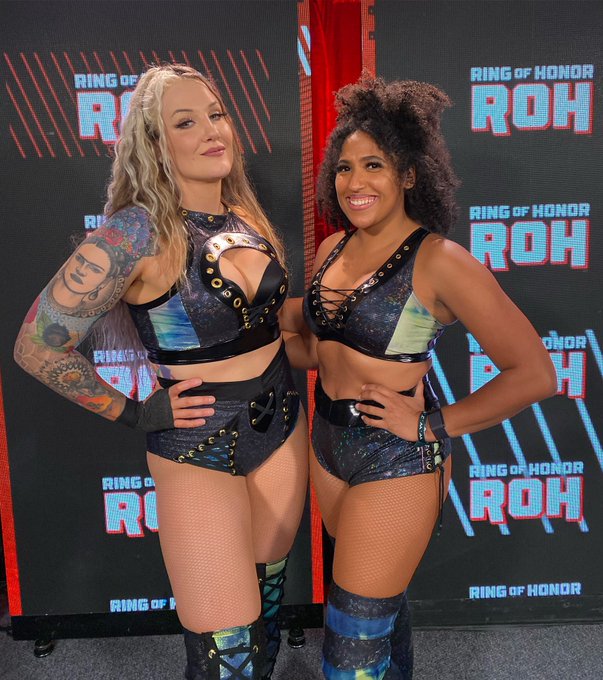 I just wanna do hoodrat shit with my friends 🖤  #TheHEX #WatchROH https://t.co/S5CJR5DhPG<a href="/tag/thehex"class="tags">#TheHEX</a><a href="/tag/watchroh"class="tags"><span>#watchroh</span></a>