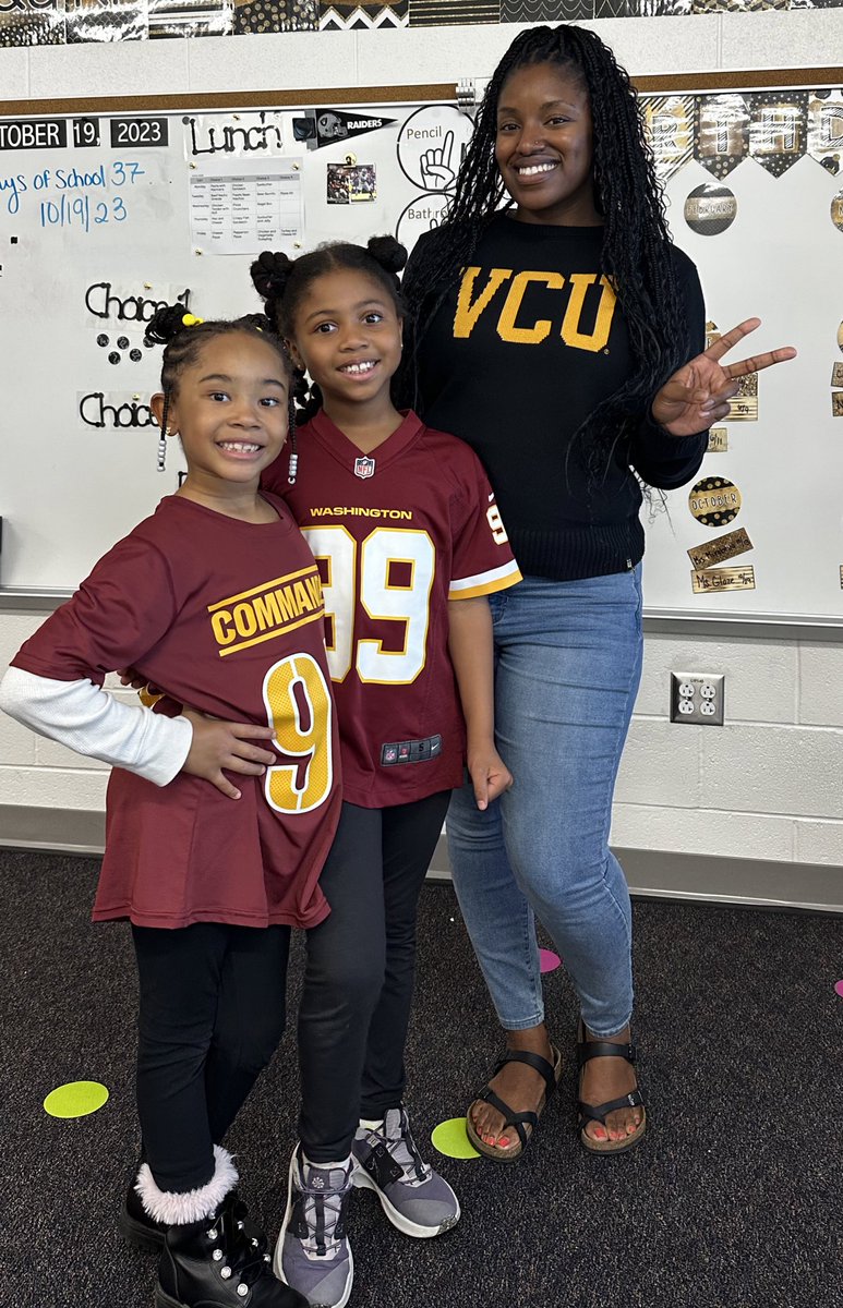 Ms. Glaze tweet media