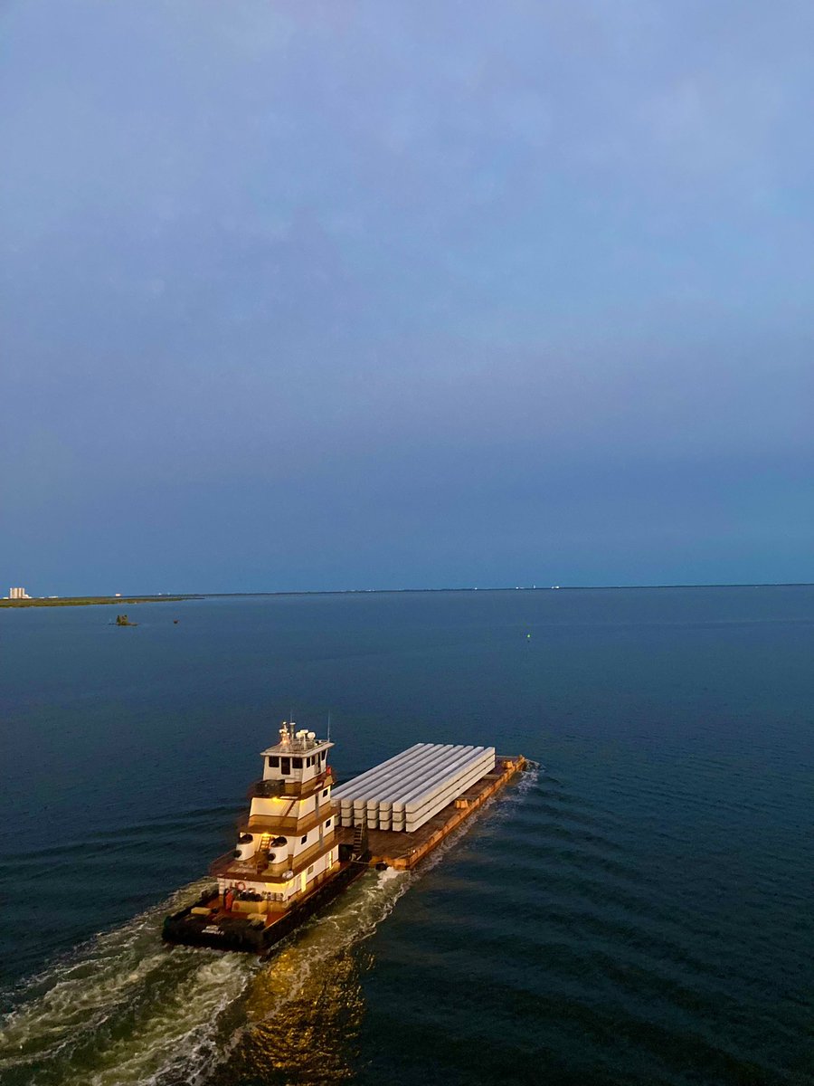 john_scully23's tweet photo. πA. Max Brewer Bridge, Titusville, FL
#Titusville #LaunchFromHere https://t.co/L8Ystr2FFv