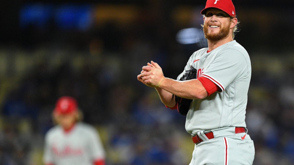JohnRott1234's tweet photo. Welp…Kimbrel blows the game but honestly they looked pitiful at the plate and deserved to lose. 🤷🏼‍♂️ Hopefully that wakes them up. 🙏🏻 #Phillies #RedOctober #NLCS #NoSweep #Blownsave # https://t.co/vri9cf1Htu