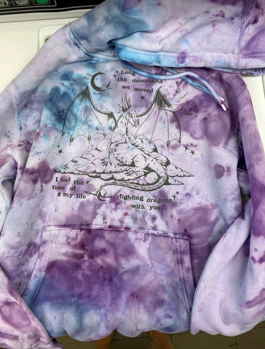curiouslyjade's tweet photo. @itsmargmaria I hope the stains came out! But just in case- I dyed mine right when I got it bc I can't be trusted with white clothes and I like the way it looks, so there's hope! https://t.co/SKK4cN36az