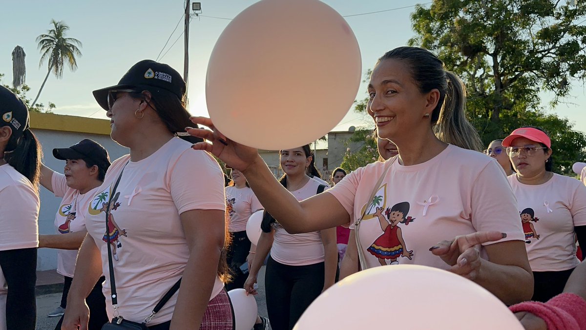 DianaIndustrias's tweet photo. #190ct De rosa, con la empatía y la solidaridad a flor del piel, el equipo de @DianaIndustrias participó en la caminata y bailoterapia en el municipio Jesus Maria Semprún en conmemoración del Día Internacional de la lucha contra el Cancer de Mama 🎀
#PorTiPorMiPorTodas https://t.co/PPGfheExzx
