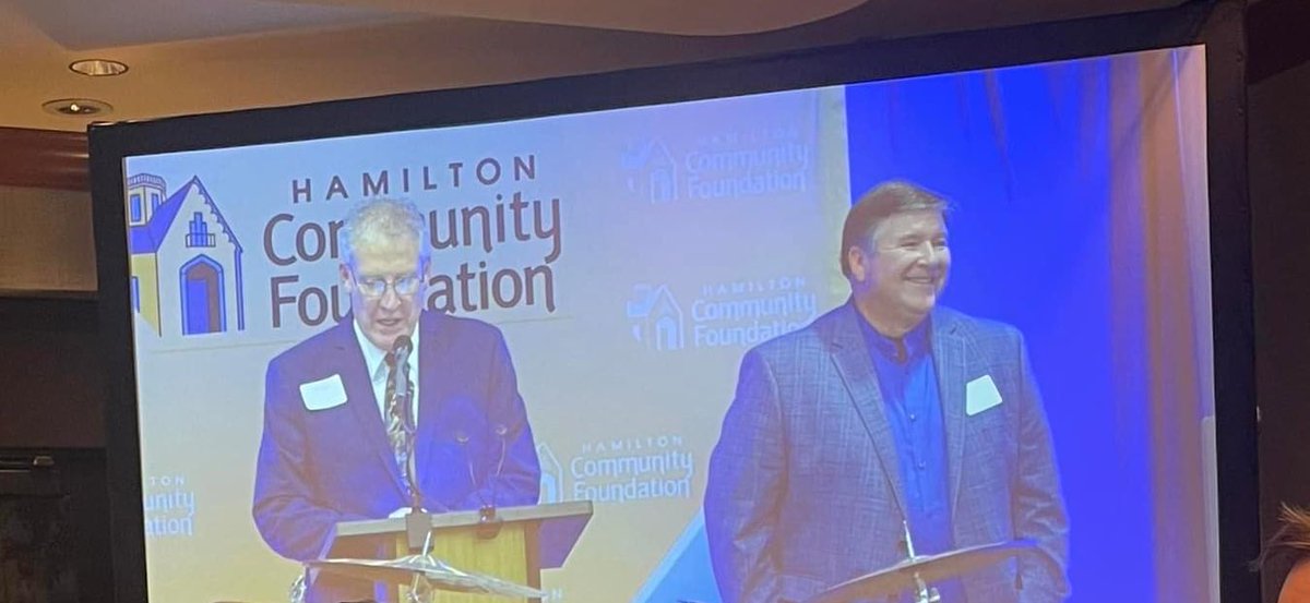 HHSBigBlueAD's tweet photo. Congratulations to our softball coach, Steve Heckman, who was recognize as the Hamilton High School 2023 Harry T Wills Educator of Excellence. Congrats Coach!! Well Deserved! https://t.co/5FIZKm7YyP