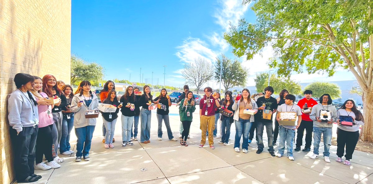 MrsRLHS's tweet photo. โค๏ธ these students and their excitement to create cute and cozy nurseries for their โbabies!โ Such fun!! @LHSKillough @lisdcte #todayatlhsk #BetheOne #potatobabyfun #humangrowthanddevelopment #CTE https://t.co/3KuAbKXh2W