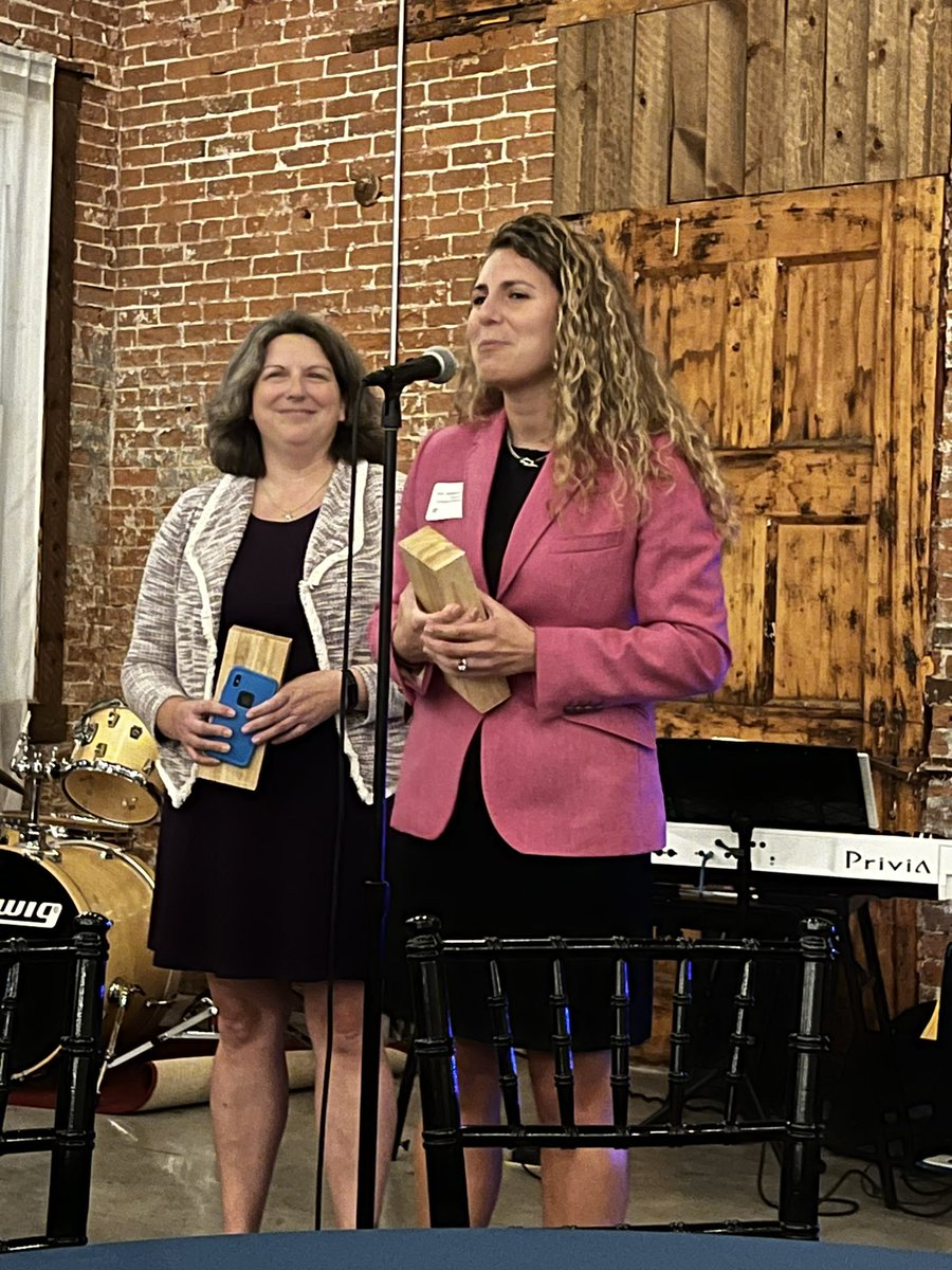 vimalap's tweet photo. So many of my favorites getting awarded for their greatness and work on saving our democracy tonight at @commoncauseri Annual Meeting!
@MarceB_ri
@DawnEuer
@repkazarian
@JohnMarionjr
#RepKaren https://t.co/y69H4vCYt8