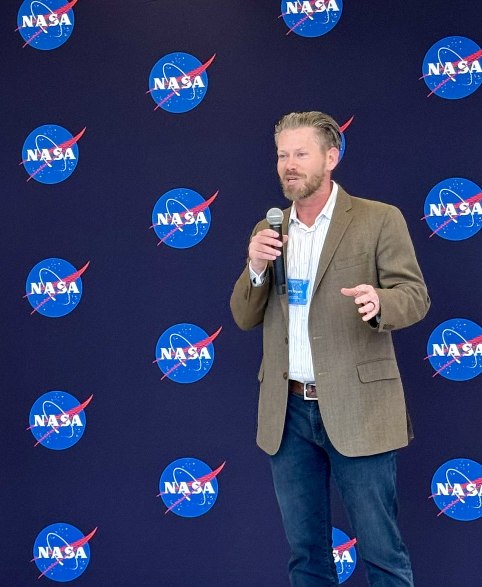 ryantnt's tweet photo. Tonight we Ventured Out at NASA Langley. We had a great turn out and conversations were flowing. Thank you to everyone that attended! https://t.co/5YNpmT8xsy