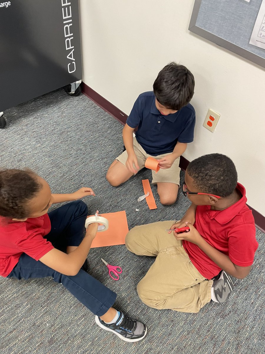ThornwoodSBISD's tweet photo. Our inaugural TWE Odyssey of the Mind TEAM! Can’t wait to see where their creativity will lead! Mrs. Austin, Roman, Pineda, and Perdomo heading it up for our Tigers! #OneTEAMOneLimitlessDream @SBISD https://t.co/BoKDVRfZNK