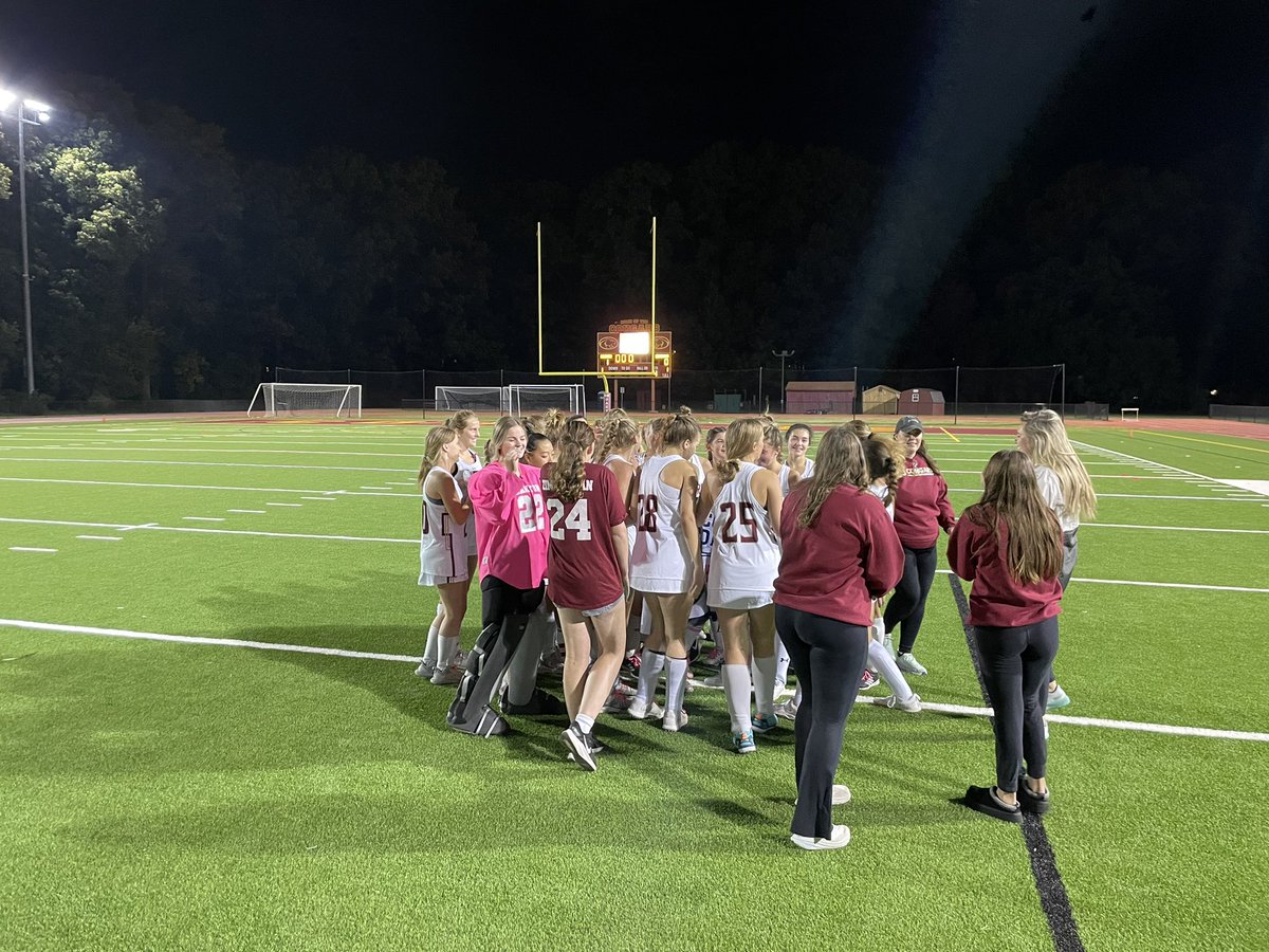 OaktonHS's tweet photo. CONCORDE DISTRICT CHAMPIONS!! Congratulations Cougars! #WEAREOAKTON @oaktonfieldhockey 🏑 https://t.co/Uz5Xlil0uf