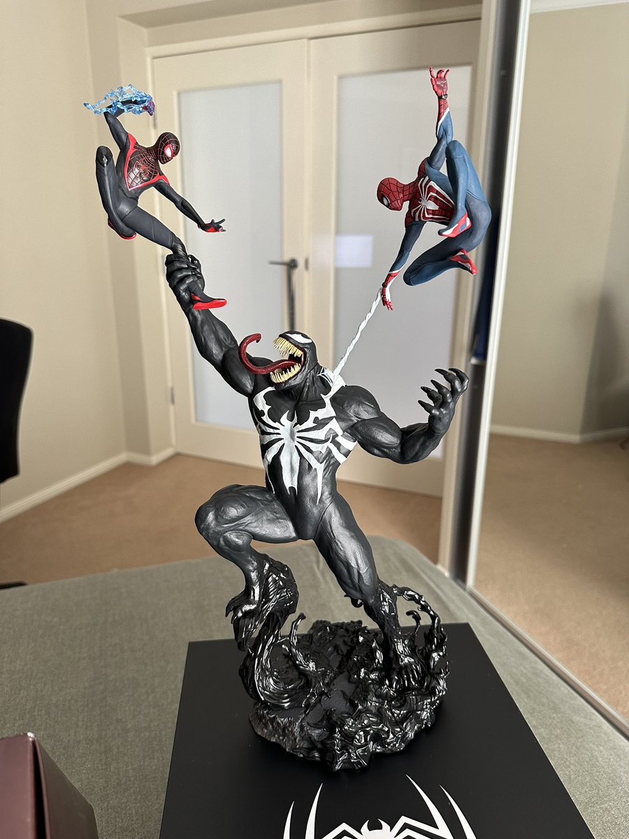 stefanmav97's tweet photo. Happy Spider-Man 2 day 🕷️🕸️ #SpiderMan2PS5 https://t.co/wtcIgtAYGm