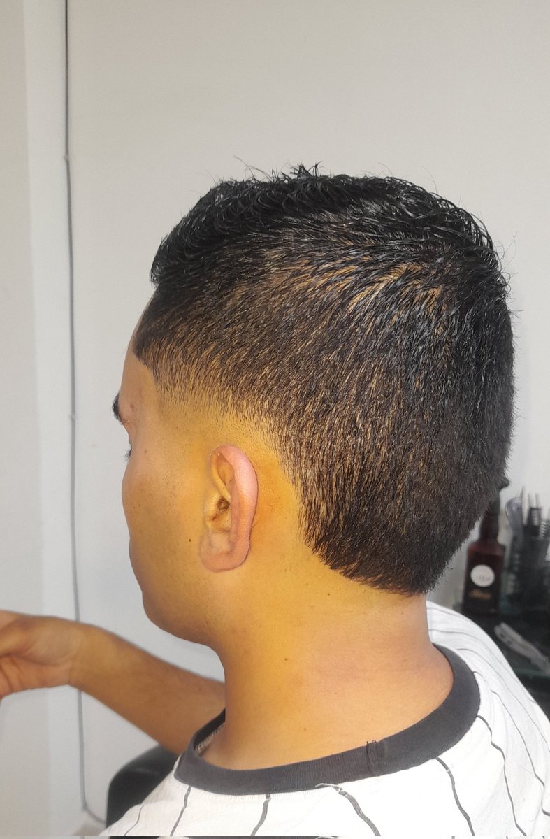 SkysBarber's tweet photo. Barberia 💈 &amp; depilación 
Sitio privado https://t.co/rzUFz3xOBf