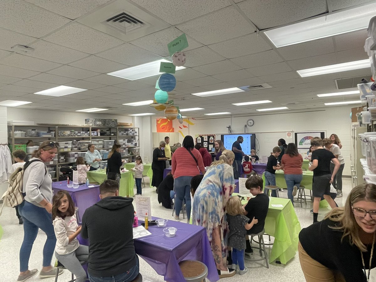 Stephanie Marshall tweet media