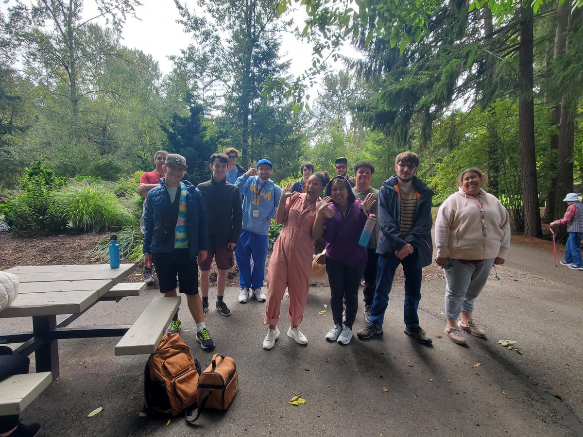 Earlier this month, our Walking &amp; Jogging course got moving in Robinswood Park, enjoying the fresh air, exploring the community, and (of course) posing with statues along the way.

We are so lucky to have this great spot to explore in our backyard.

Way to go, #OLSBC!

#WeAreOLS