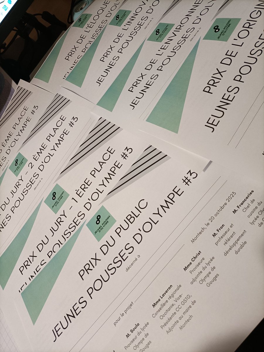 Les prix sont imprimés, prêts à être attribués aux Jeunes Pousses demain ! 🏆 Hâte d'assister aux présentations ! Rdv à 14h demain !
#JPOlympe <a href="/stmgolympe/">STMG d'Olympe de Gouges</a> <a href="/SEPOdeGMontech/">Lycée Olympe de Gouges MONTECH</a> <a href="/CDaldosso/">Caroline Daldosso-Richard</a> <a href="/Occitanie/">Région Occitanie</a>