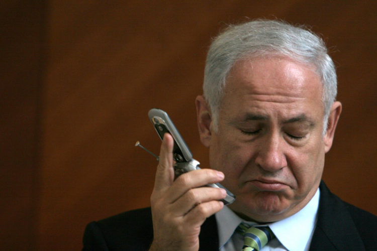 Dsagunt's tweet photo. @gonnassau @sanchezcastejon Netanyahu?

Soy Pedro Sánchez, Presidente de España...

No me jodas tío, ya sé q Yolanda y Belarra son unas pesadas, pero no pintan nada, solo es un juego político.

Me estoy currando la amnistía y el caso ERE con los golpistas y los terroristas, no me saques lo del 11M y Pegasus https://t.co/JTNUPDyTjE