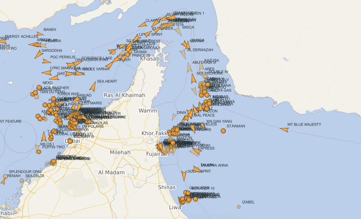 Sanji_vals's tweet image. Simple life hack on how to forecast the oil price! 

I create stock market related posts but since some of my followers answered that they would invest into commodities (i assume soft commodities) i want to share one life hack with you. Do you know how to forecast the oil price…