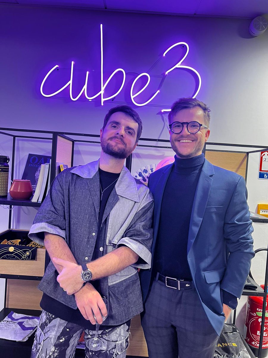 vdeme_'s tweet photo. Coup d'envoi officiel pour @joincube3 ❤️

+160 personnalités du Web3, politiques, entrepreneurs, régulateurs et nos cubers, advisors et mentors. 

Propulsons la prochaine génération d'entrepreneurs du Web3 🚀 https://t.co/SLHLHHzFfF