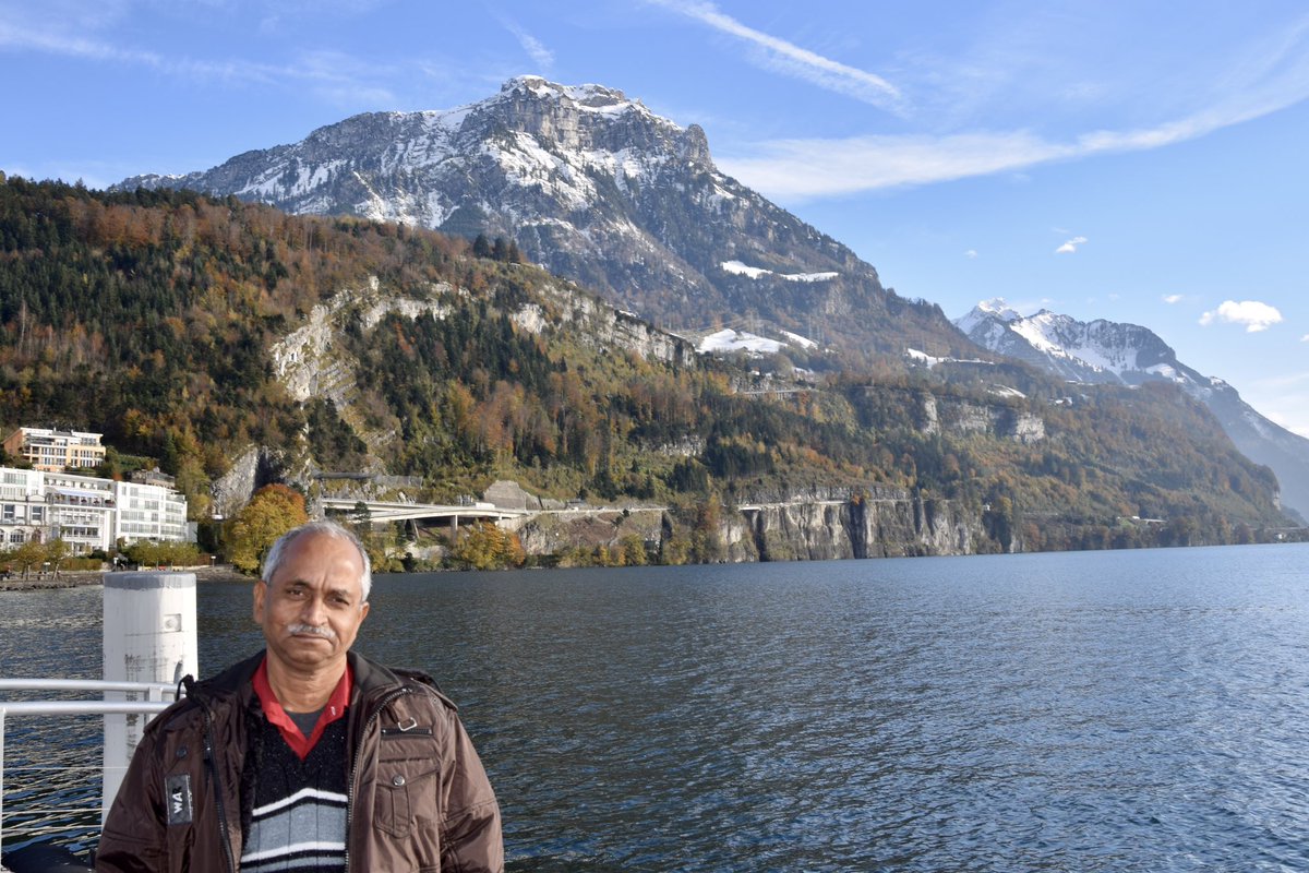 nomad_gsx's tweet photo. Nov 2014 -
PAPA (Amarendra Kumar/अमरेंद���र कुमार ) in Brunnen🇨🇭
#AmarendraKumar #AnkKumar #Suisse #Indian #photography #Infosys #equatex #computershare #travel #Nature #Luzern #Switzerland #SAK #Schwyz #Brunnen #Victorinox #SwissArmyKnife #SwissAlps
#INLOVEWITHSWITZERLAND #Alps https://t.co/IZsoPblTxX