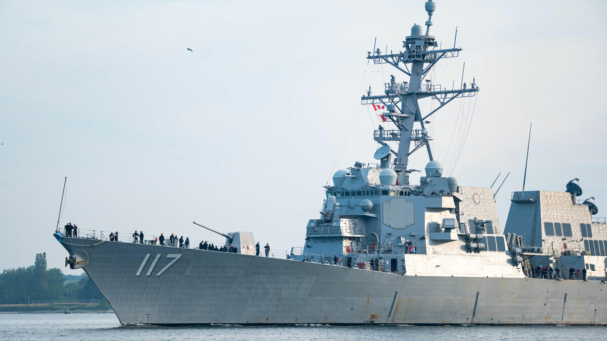 FilInfo360's tweet image. Un destroyer américain abat plusieurs missiles et drones en mer Rouge tirés par les Houthis du Yémen