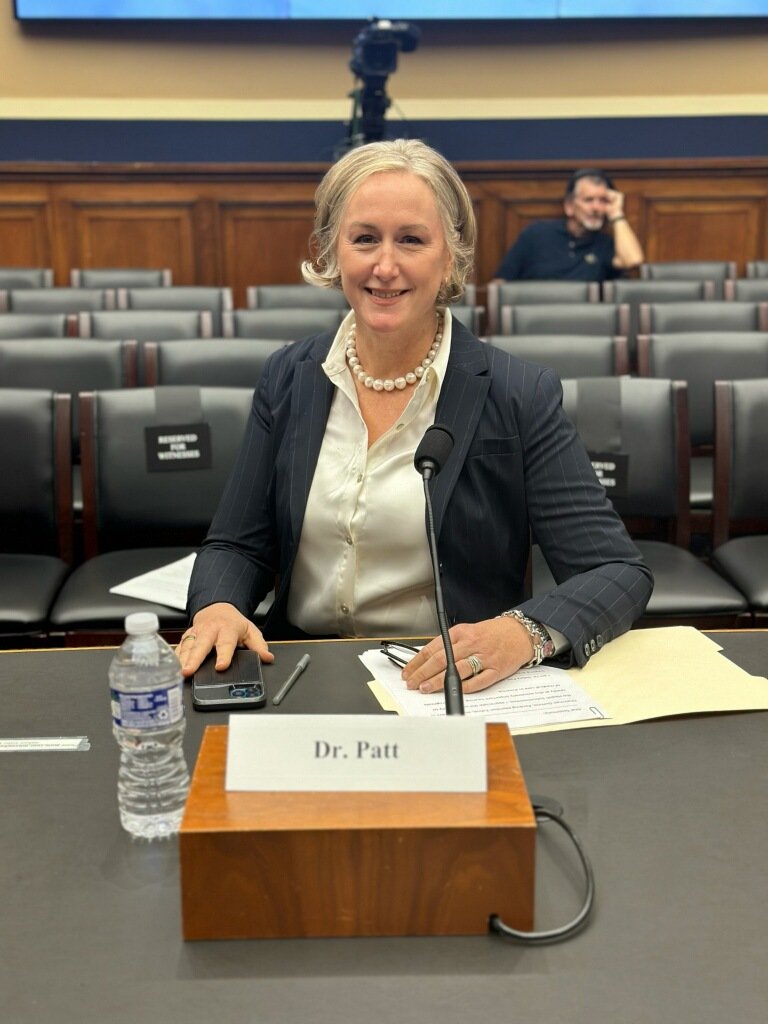 Today, COA Vice President @dapattmd testified in front of the @HouseCommerce committee on improving patient access to care, including the danger of continued Medicare fee schedule cuts, staffing shortages, and more. Thank you Dr. Patt! @TexasOncology