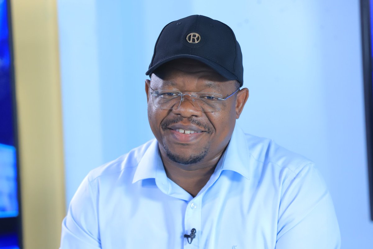 MosesMagogo's tweet photo. As Ugandans, many times we disagree on so many things. We disagree with people and eventually the message.
My appeal to Ugandans, let this be one of those few times we disagree with the messenger but agree with the message.
#TutegeereOmupiira | #TechnicalMasterPlan https://t.co/ZQuOsDPh7H