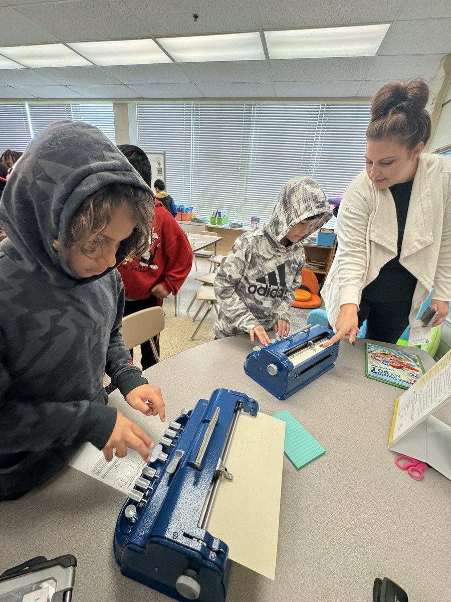 MsMWhelan's tweet photo. We had an amazing time connecting with our focus text “Blind Ambition” 📚

Students learned about braille and using canes. https://t.co/Mv9wxmRkBP