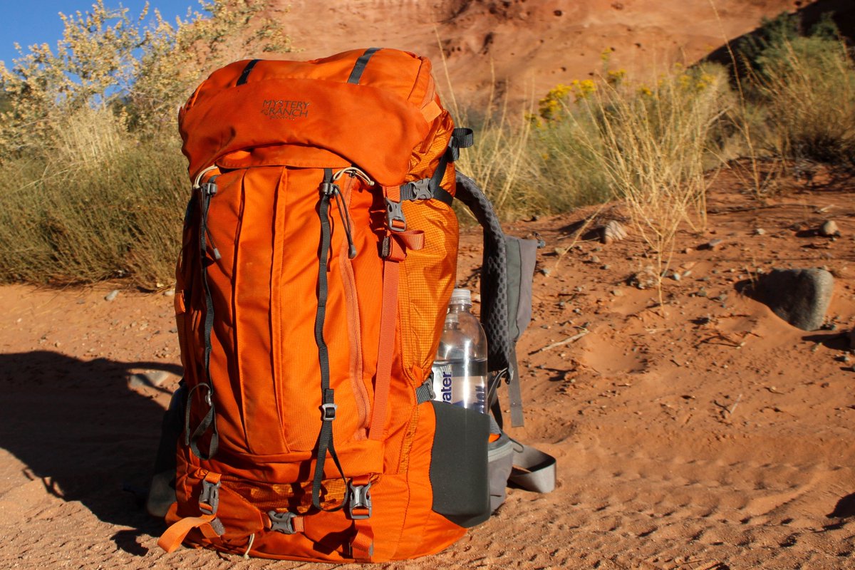 TheGearJunkie's tweet photo. Mystery Ranch Bridger 65 Review: Plenty of Trials, Few Errors — A Top-Class Pack for Any Trail https://t.co/xwaXcdEEvl https://t.co/htFq35Fcs0