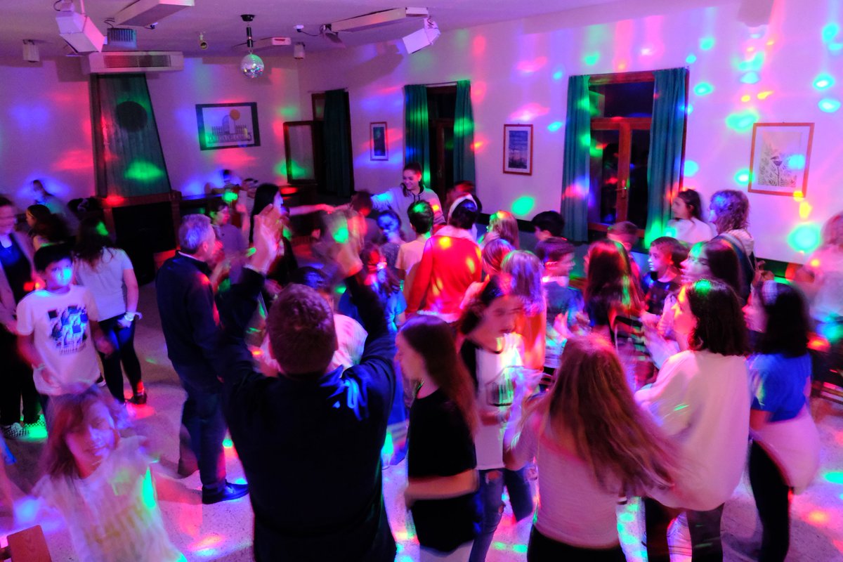 Pilton Bluecoat Academy tweet media