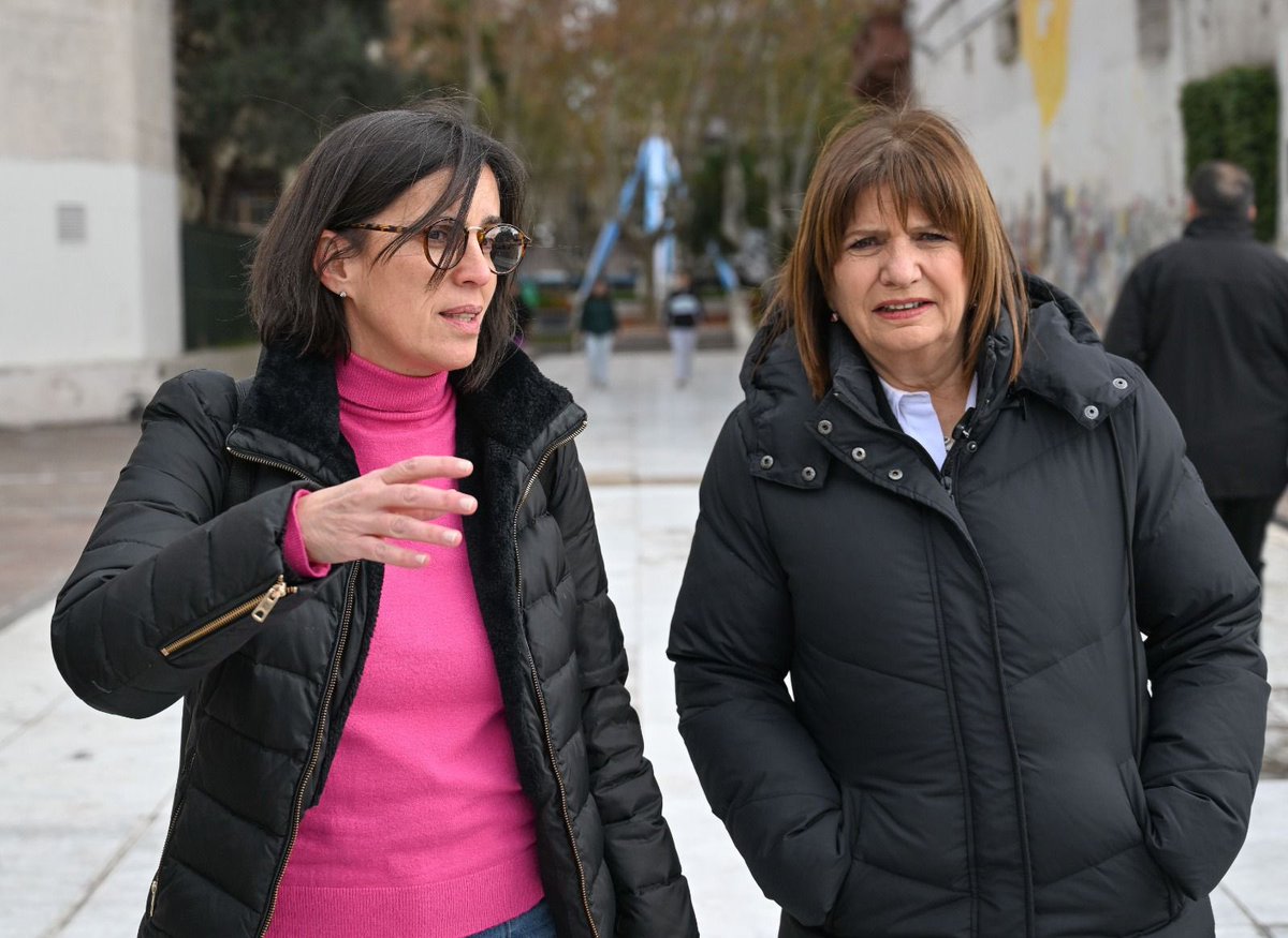 Llegamos hasta acá dando la pelea, porque tenemos el coraje, el equipo, y las ganas de cambiar la Argentina para siempre🇦🇷

No dejemos pasar esta oportunidad, el domingo es con <a href="/PatoBullrich/">Patricia Bullrich</a> 

#MiFotoConPato