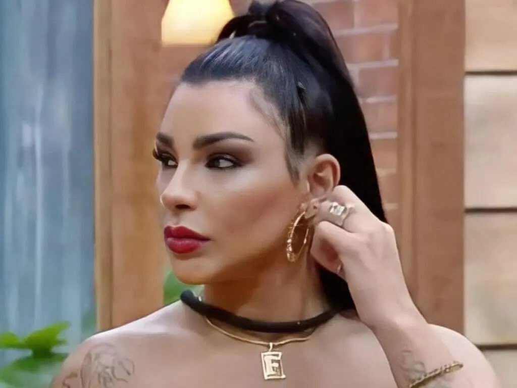 diegoschueng's tweet photo. O que vc tá sentindo por essa querida? #AFazenda https://t.co/VuGpdnc5SO