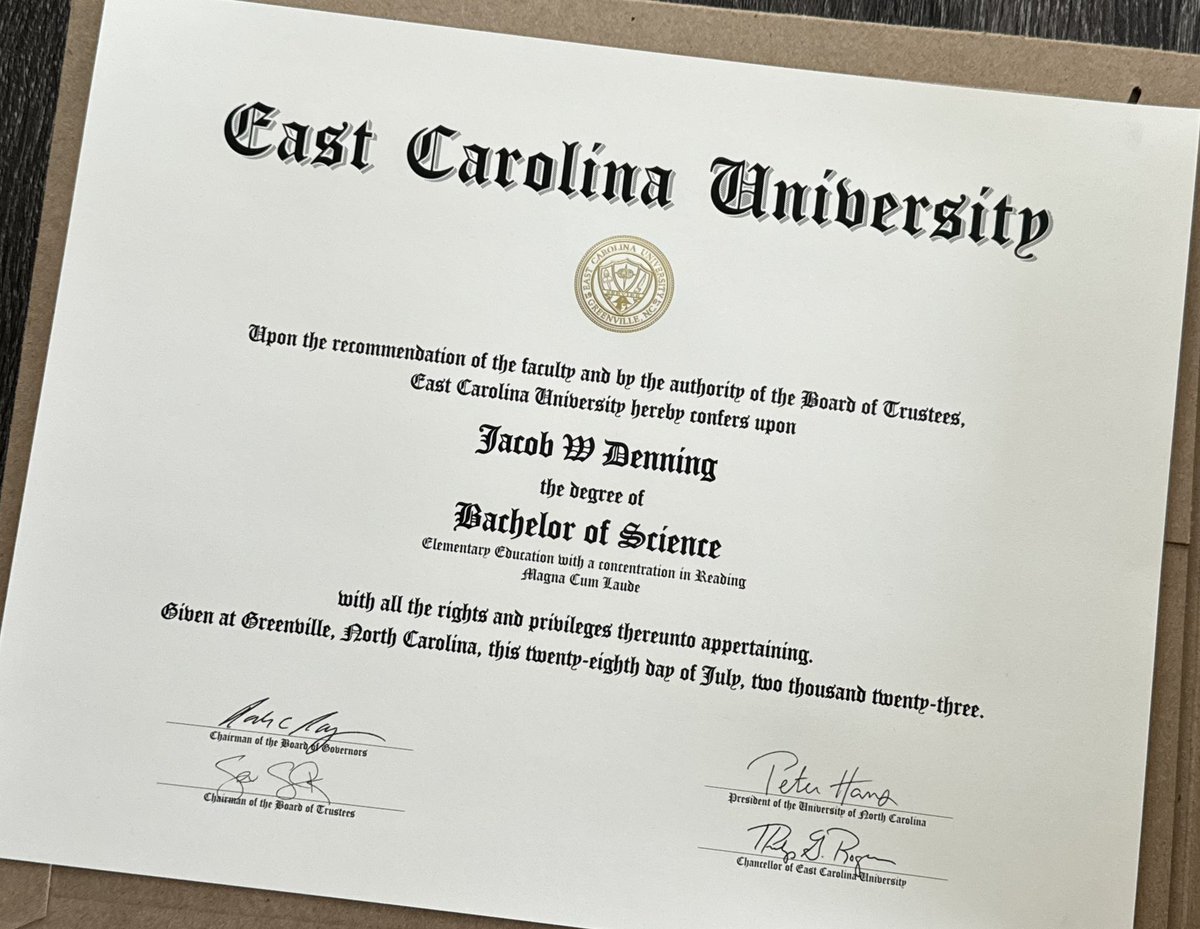 MrJacobDenning's tweet photo. Officially a Highly Qualified licensed teacher! (After waiting four months for my license to be approved). Proud to be a teacher @smithmagnetes https://t.co/fEdOWaqDtP
