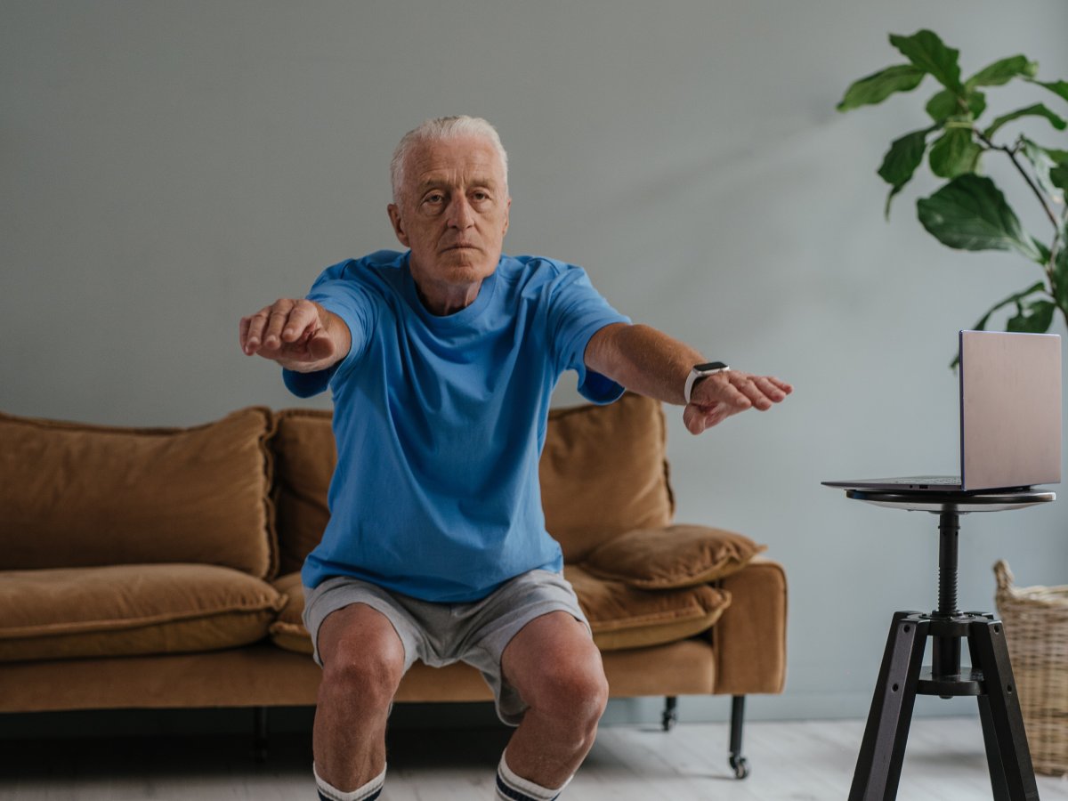 New in JMIR: Effects of Using #Websites on Physical Activity and Diet Quality for Adults Living With Chronic Health Conditions: Systematic Review and Meta-Analysis dlvr.it/Sxh05X
