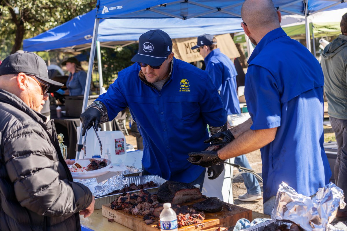 GoOakCliff's tweet photo. BBQ aficionados unite! 🍗🔥 Experience Oak Cliff's bluesy heritage and the finest BBQ flavors at the Blues, Bandits, and BBQ Festival on Nov 11th. It's a day of music, community, and finger-lickin' good food at Kidd Springs Park https://t.co/3hL3le6Tq6