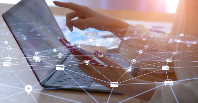 StevenHALL_ISG's tweet photo. An #ISGProviderLens report says many companies in Switzerland have permanently adopted a #HybridWork model, which is influencing tech purchasing decisions. When defining a hybrid model, enterprises should consider technical infrastructure and tools. https://t.co/NelSq1LLv7 https://t.co/fkD0bBbzj6