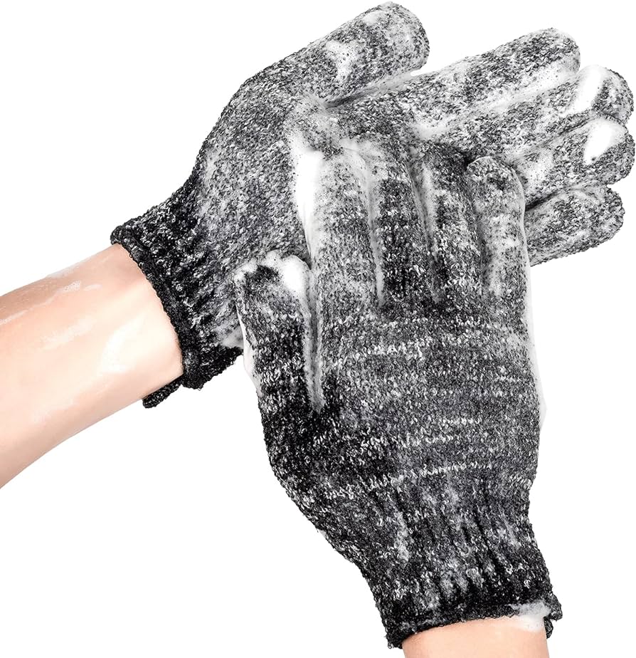 CAMSara3's tweet photo. @Tyuma_bumit Exfoliating gloves, I can never go back now. https://t.co/IzFBqDleCA