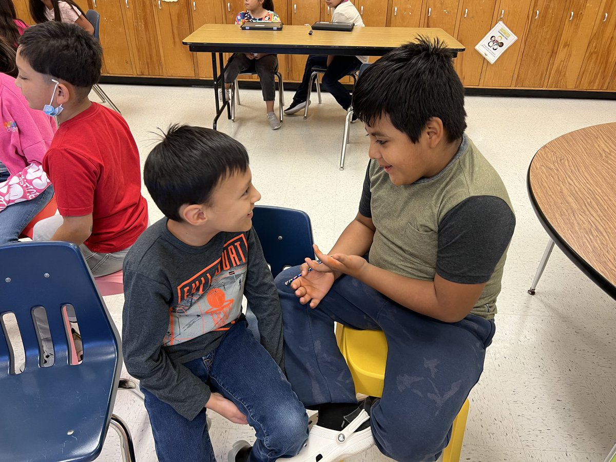 Our self-esteem guidance lessons during Dyslexia Lab were a huge success! Our Broncos learned about dyslexic mind strengths and how amazing they are. #DyslexiaAwareness <a href="/salflores10/">Sal Flores</a> <a href="/Dchattypatty/">Denise</a> <a href="/BiancaCast7424/">Bianca Castro</a> <a href="/RooseveltBronc1/">Roosevelt Broncos</a> ❤️💙🐴