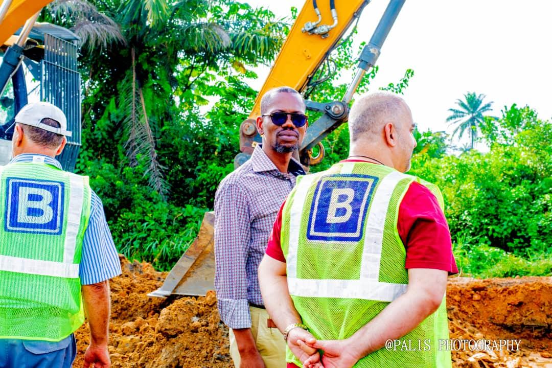 sograns's tweet image. H E Sir Siminalayi Fubara is committed to executing quality projects across Rivers State,  Emohua-Kalabari making steady progress.
m.facebook.com/story.php?stor…
#SimMediaVolunteers
